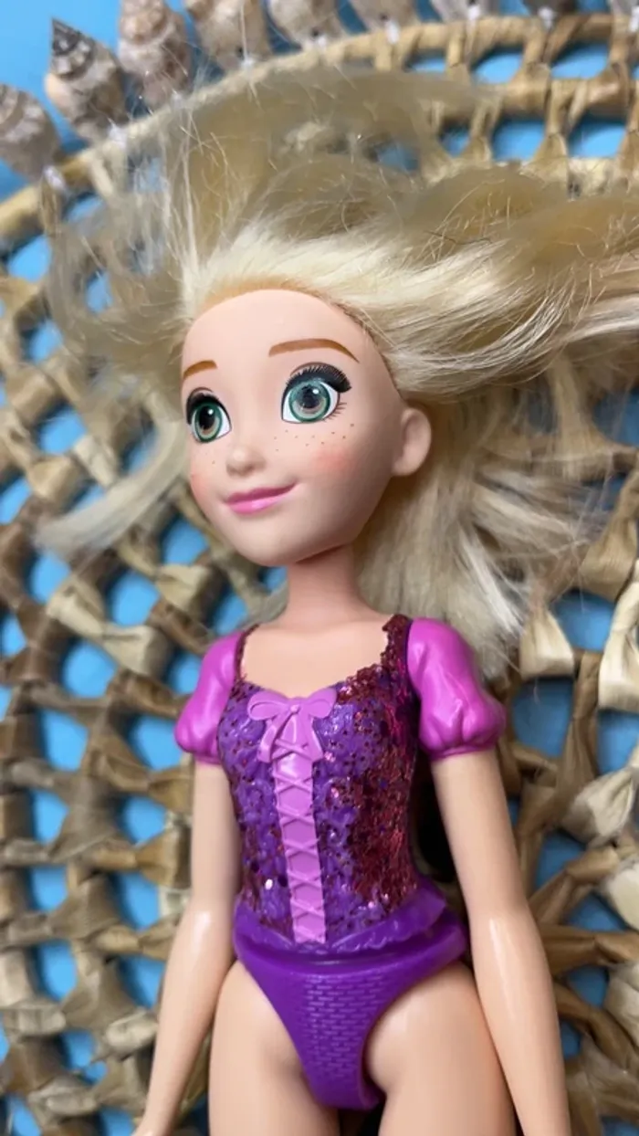 Barbie princesse " Raiponce " - photo numéro 4