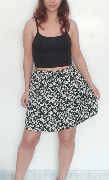 Jupe courte fluide été motif papillons taille 38