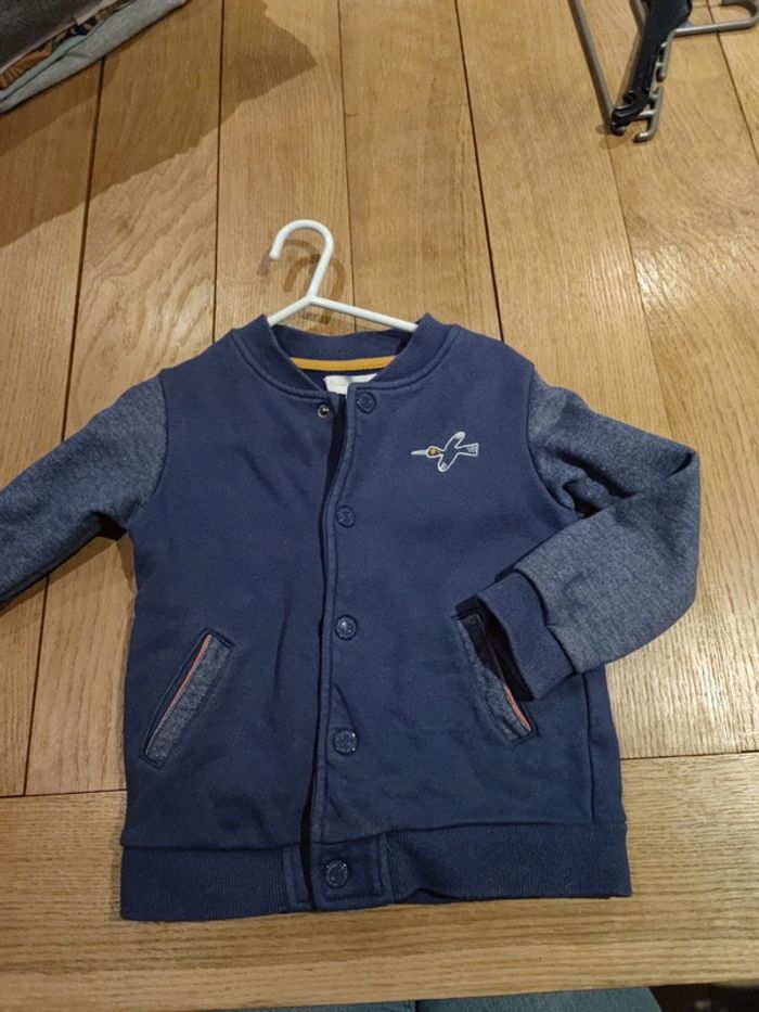 Veste boutonnée