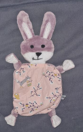 Doudou plat Lapin prune et rose animaux