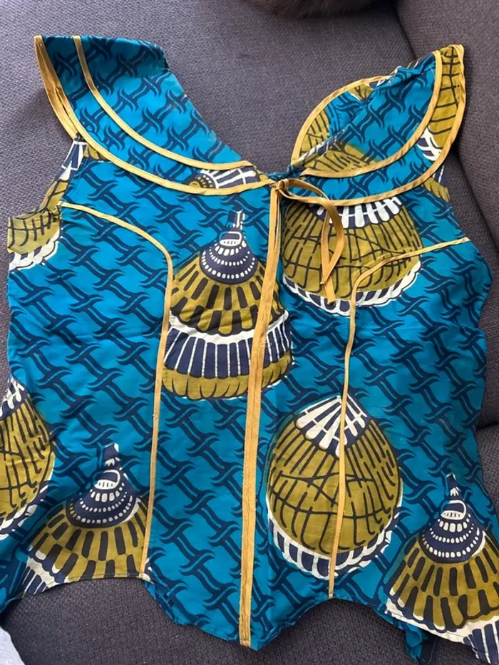 Ensemble wax 2 pièces – Jupe longue + Haut à manches volantées - photo numéro 3