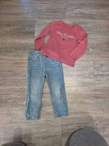 Jean et tee shirt manches longues rose