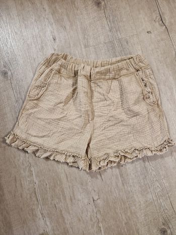Short beige