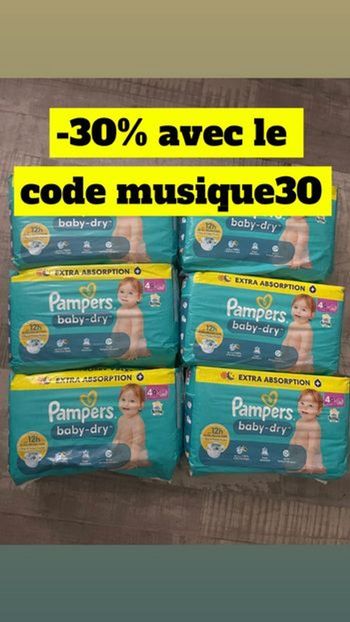 Six paquets de couches Pampers taille 4+