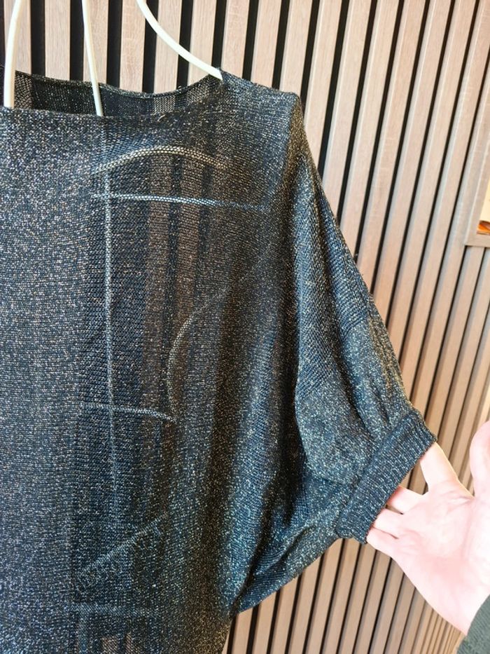 Haut noir fils dorés manches chauves souris T unique - photo numéro 7