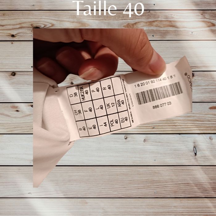 Robe rayée pour occasion - photo numéro 3