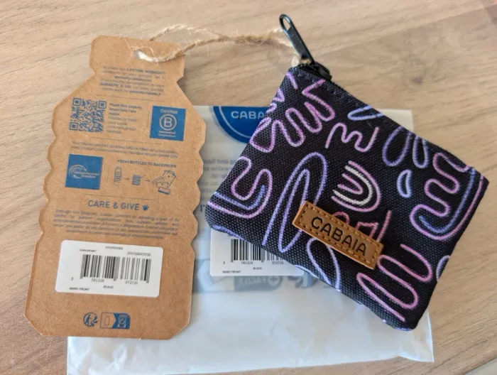Pochette coursive neuves nano cabaia