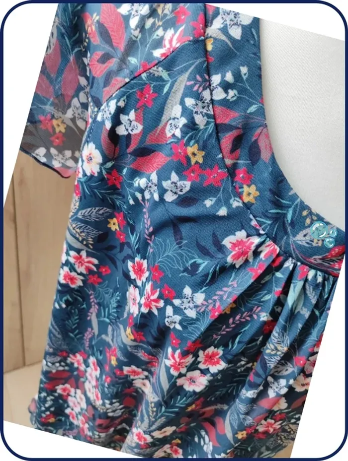 Tunique fleurie/ taille L - photo numéro 2