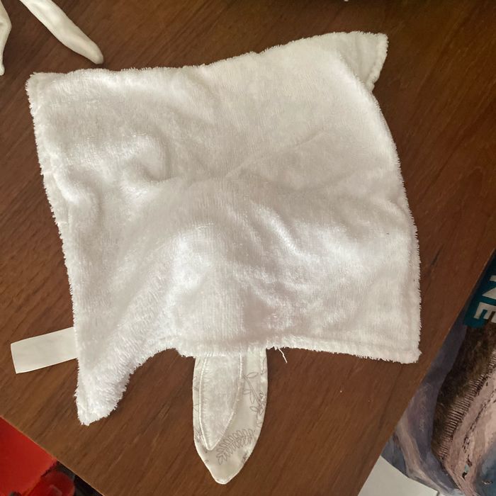 Doudou plat lapin blanc domiva - photo numéro 2