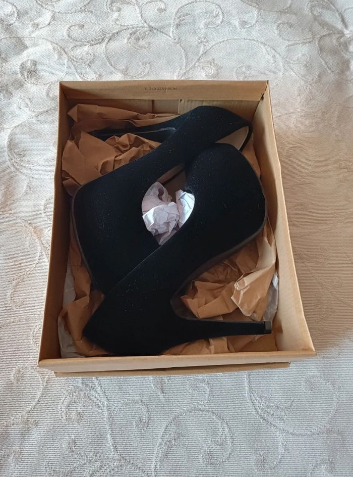 Talons noir - photo numéro 8