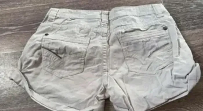 Short en jeans blanc Jennyfer - photo numéro 2
