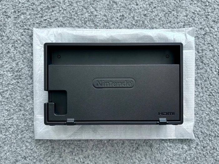 Console Nintendo Switch (2019) avec accessoires - photo numéro 8