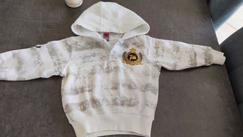 Sweat à capuche 3 ans
