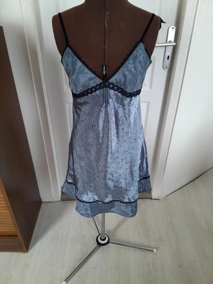 Nuisette Etam taille 40