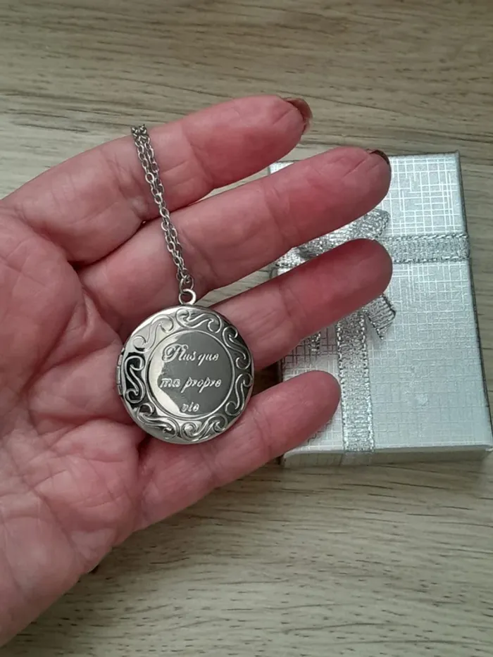Collier médaillon "Plus que ma propre vie" Renesmée Cullen, Twilight - photo numéro 6