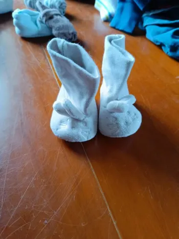 A19- Chaussons bébé, 3/6 mois