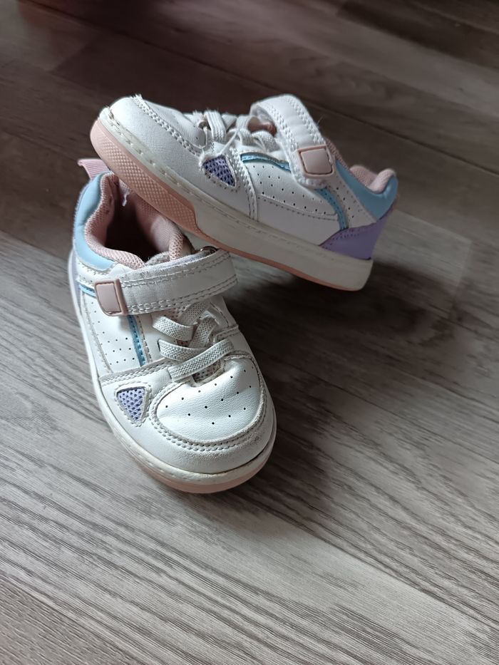 Lot chaussures 22 fille - photo numéro 5