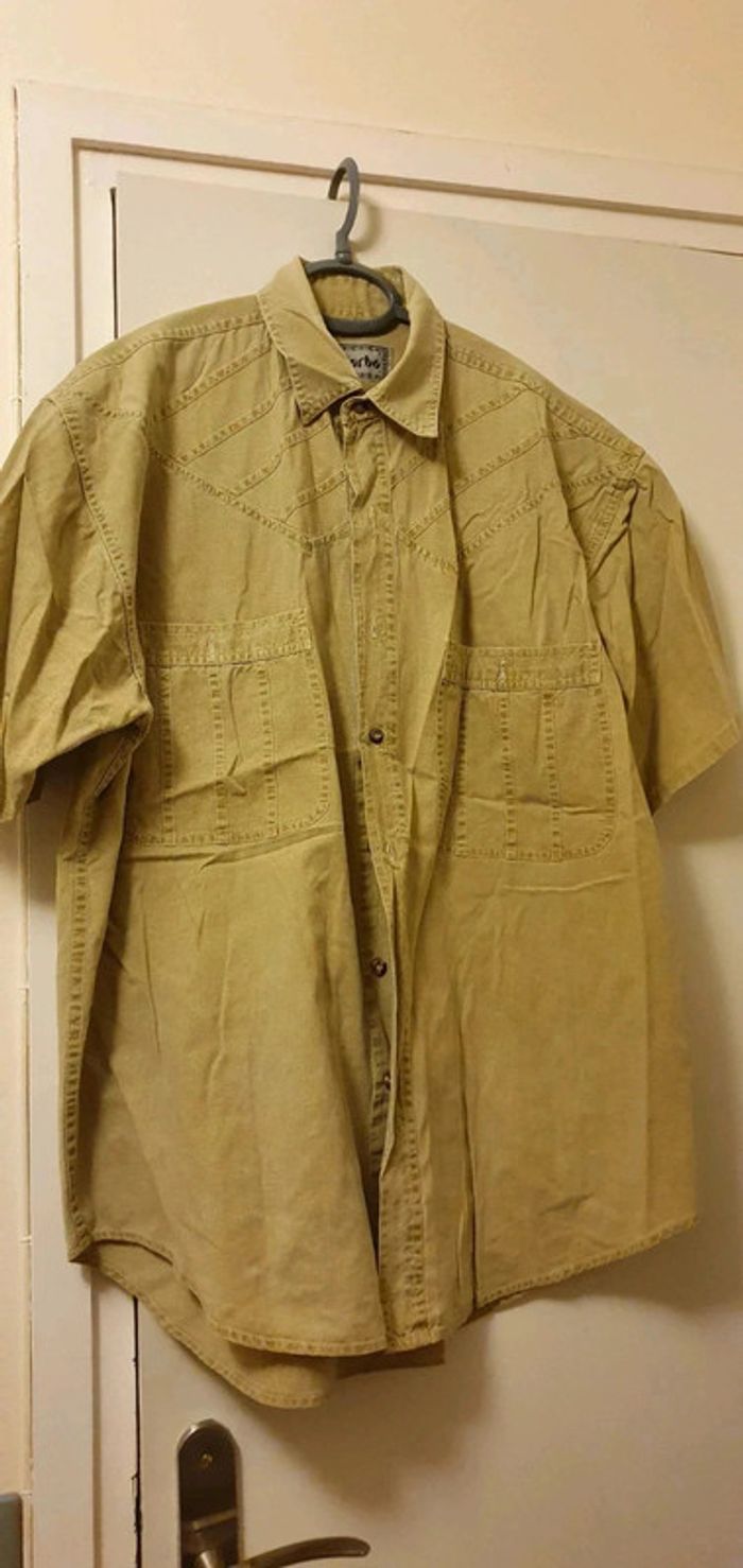 Chemisette manches courtes