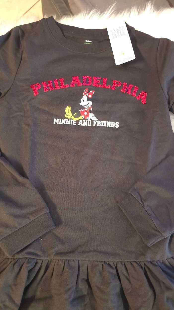 Neuve (non portée) 🏷🩷😍🤩 superbe robe molleton 10 ans fille😍🤩 - photo numéro 3