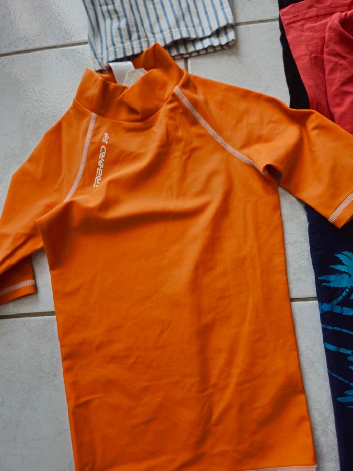 Lot vêtements garçon 6 ans - photo numéro 2