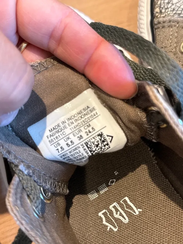 Jolies baskets basses effet craquelé femme - photo numéro 6