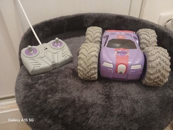 Voiture telecommandée