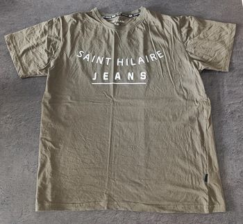 T-shirt manches courtes kaki
Taille : L