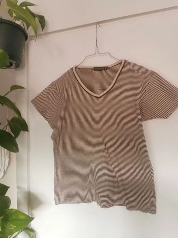 T-shirt rayé beige et marron Scenic
