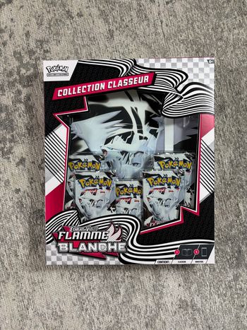 Pokémon Coffret Classeur EV10.5 Flamme Blanche