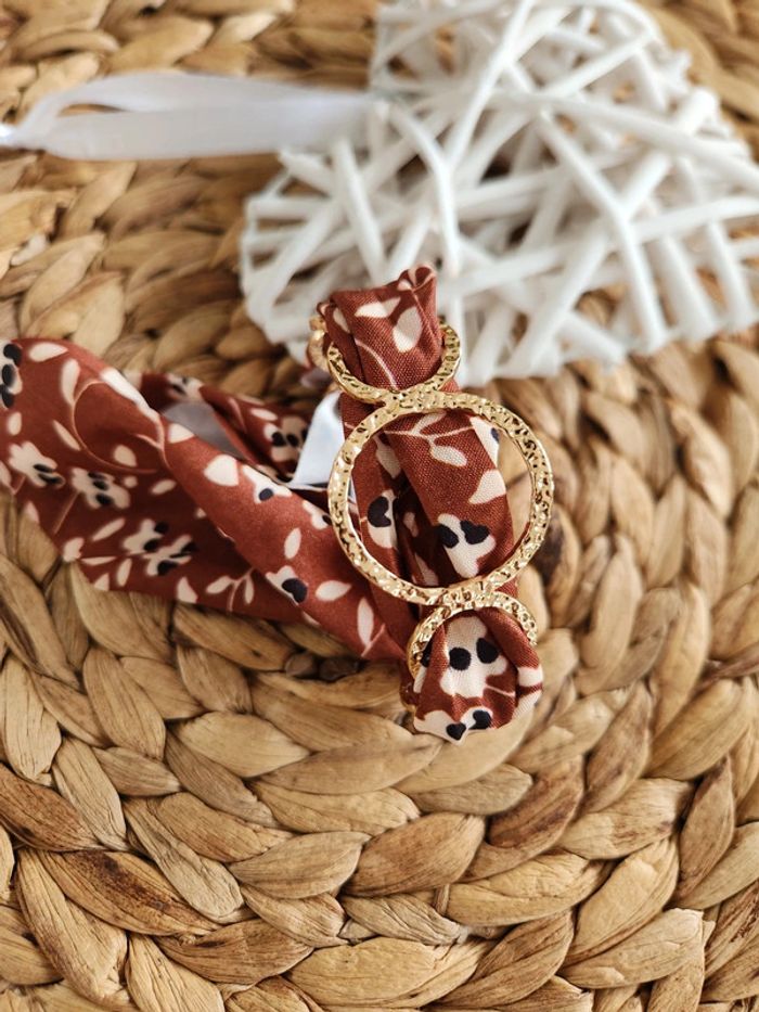 Bracelet jonc et foulard - photo numéro 4