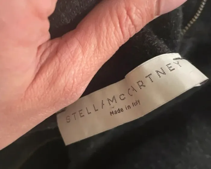 Stella McCartney pull gris foncé en laine vierge taille 40 - photo numéro 7
