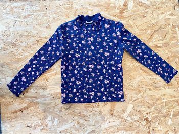 Tee-shirt 3 ans Kiabi sous-pull fleurs petit col roulé