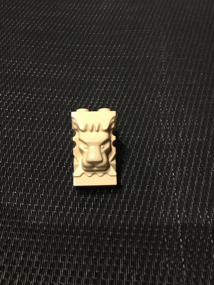 Lego brique sculptée tête de lion beige 2x3x3 lego officiel. - photo numéro 6