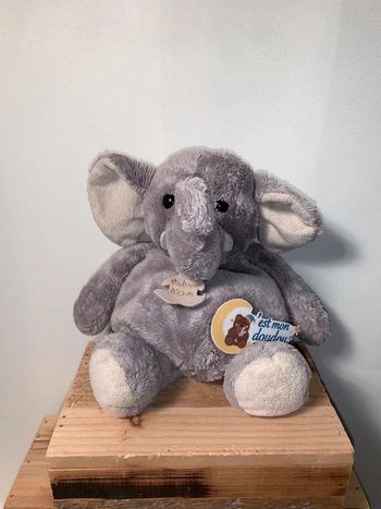 HD22 Doudou éléphant histoire d’ours