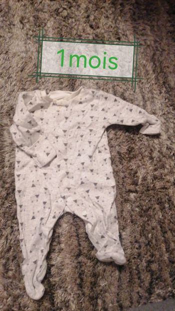Pyjama 1 mois