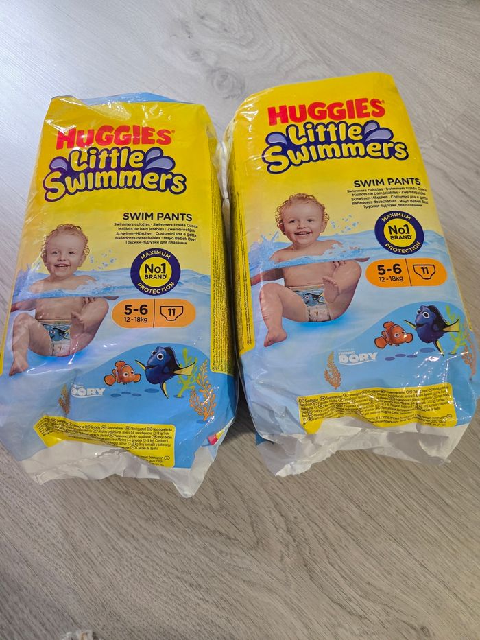 Lot de 22 couches piscine little swimmers