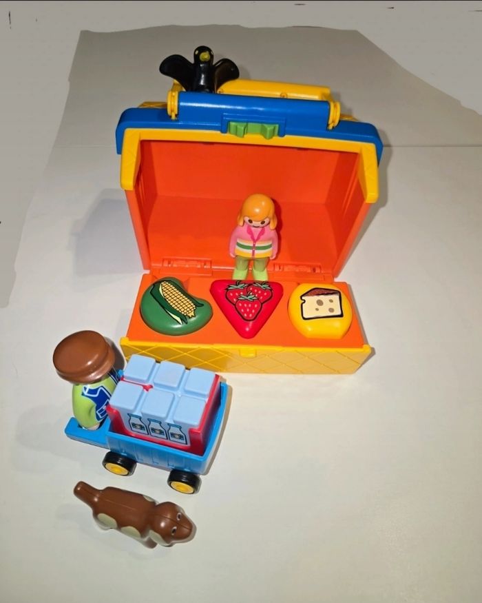 123 playmobil étal de marché/ boîte à formes 9123 complète