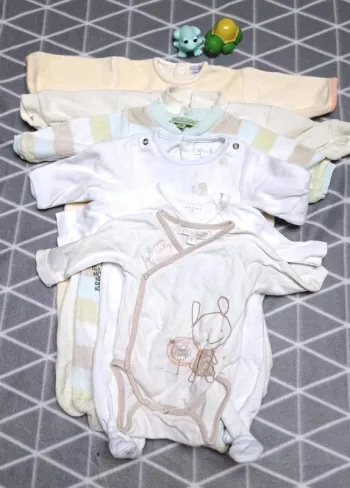 🦁 Lot 4 pyjamas hiver + 2 bodies manches longues, bébé garçon 1 mois