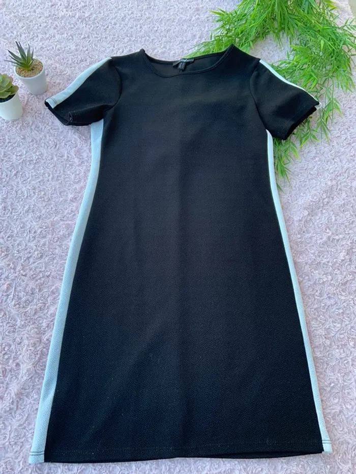 robe noire - photo numéro 5