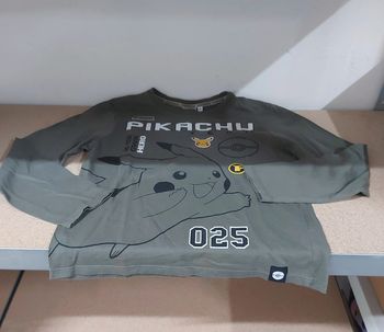 Tee shirt manche longue 10 ans pokémon pikachu