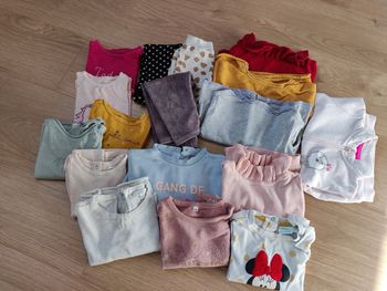Lot de vêtements fille automne-hiver 12 mois /1 an
