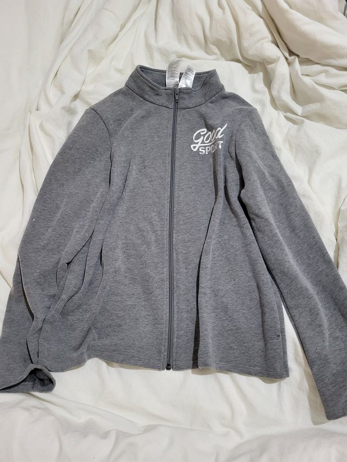 Veste en sweat grise Decathlon