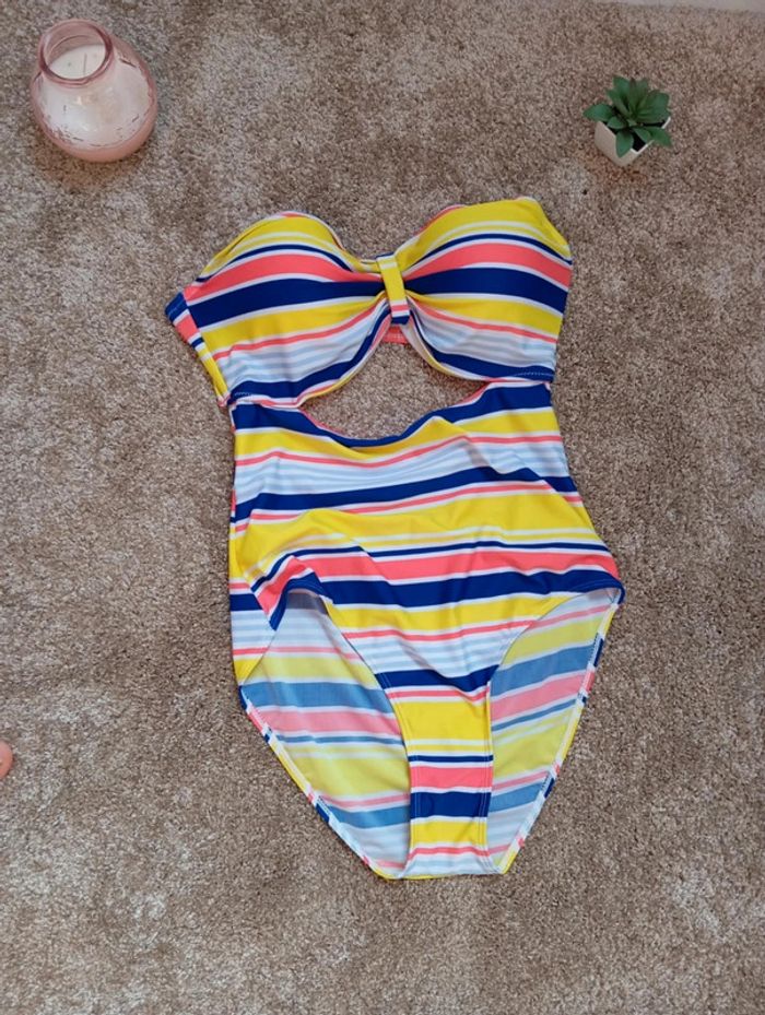 Maillot de bain neuf