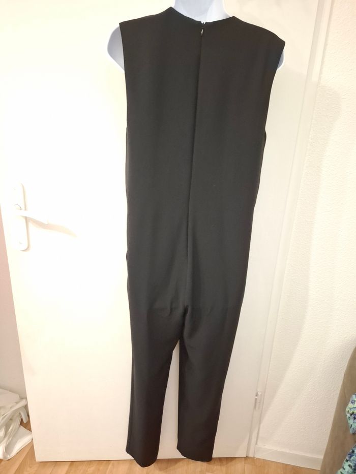 Combinaison cop copine taille 36 en très bon état - photo numéro 3