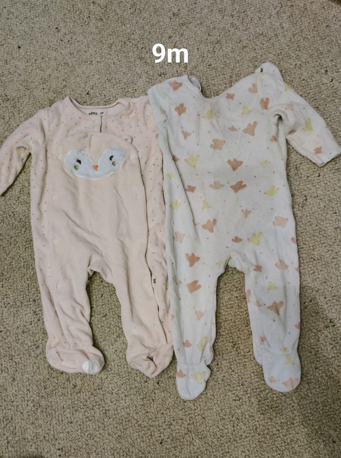 2 Pyjamas chauds 9m