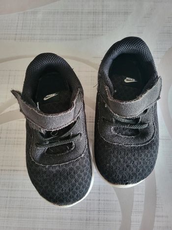Chaussures pointure 22