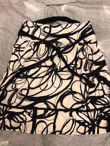 Jupe printemps été noir et blanc Promod