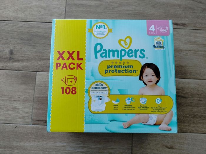 Couches Pampers premium protection Neuves