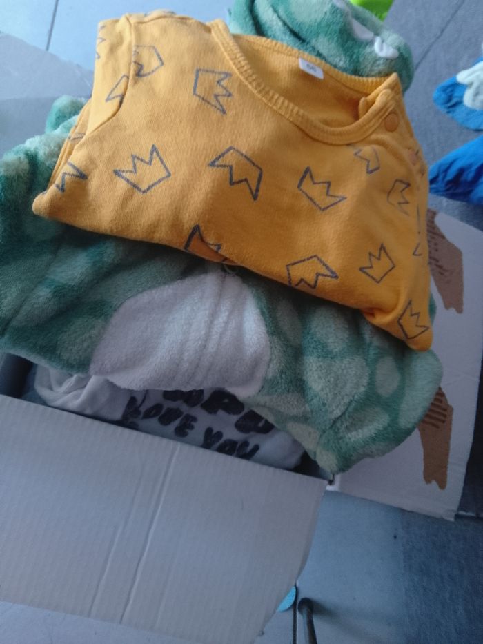 Lot de vêtements bébé garçon 3mois - photo numéro 2