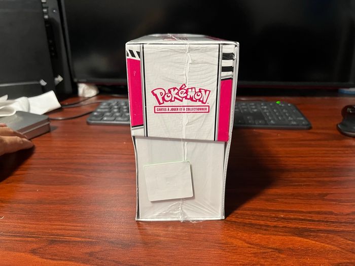 Pokémon - ETB Flamme Blanche avec défaut - photo numéro 6